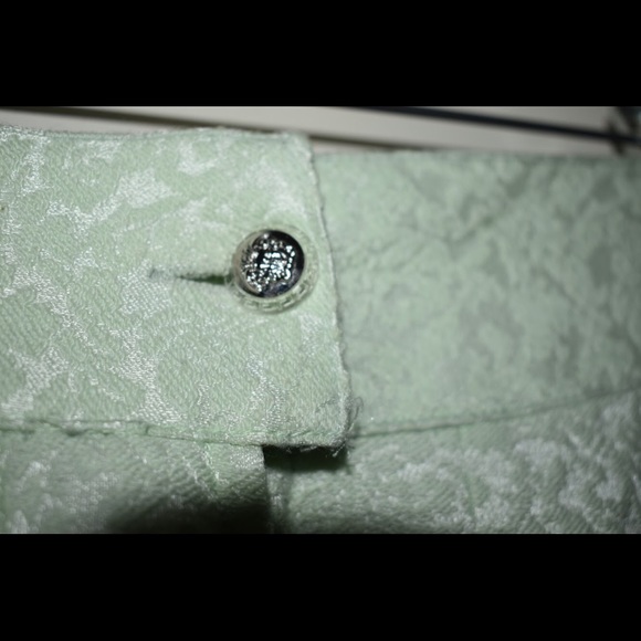 Sfarzo Suit - Picture 3 of 6